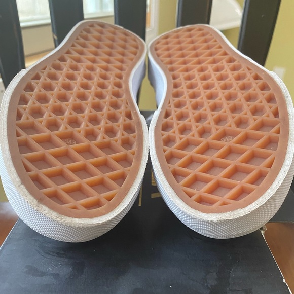 Disney x Vans Mickey Mouse Friends The Era Limited Edition Size 10.5 Kids - Picture 8 of 9